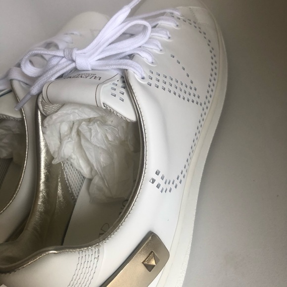 NIB $695 Valentino Net Perforated White Court Sneaker w/ Gold Accent- Size 10.5! - Picture 12 of 16